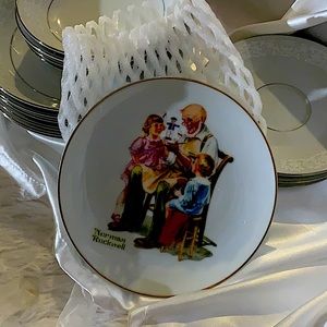 NORMAN ROCKWELL “The Toy Maker” Decorative Plate